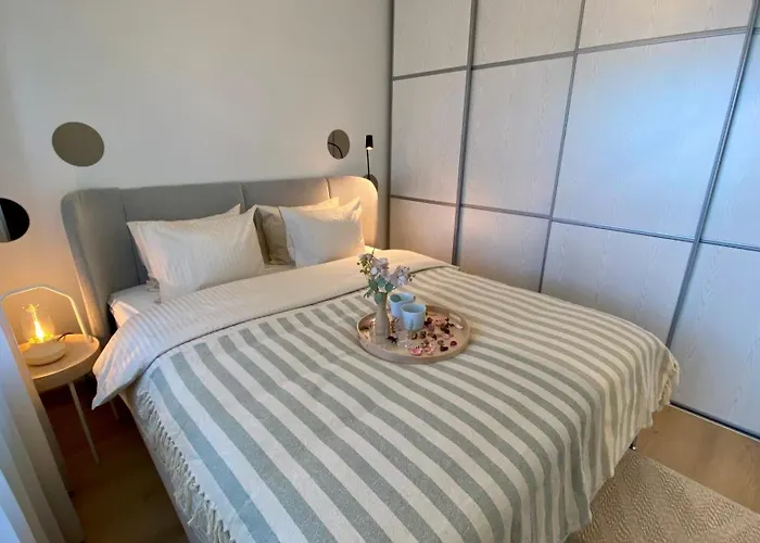 Lootsi Haven - Modern With Free Parking דירה