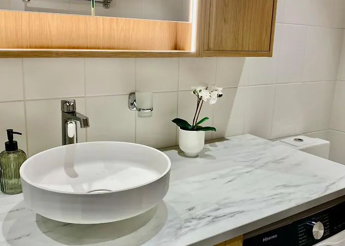 Apartament Lootsi Haven - Modern With Free Parking *