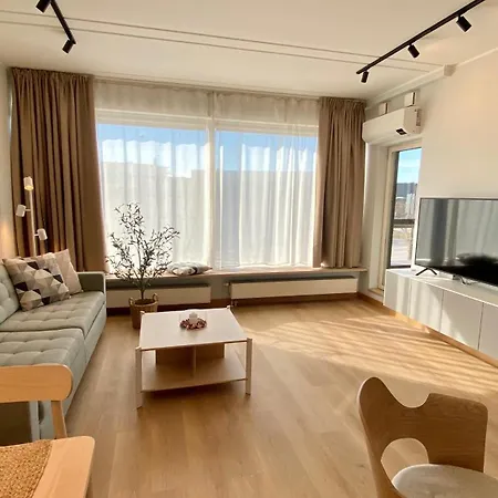 Lootsi Haven - Modern With Balcony